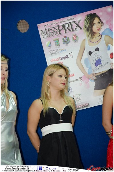 074Teb_Club_Miss Grand Prix_LovePhoto-07122011.jpg